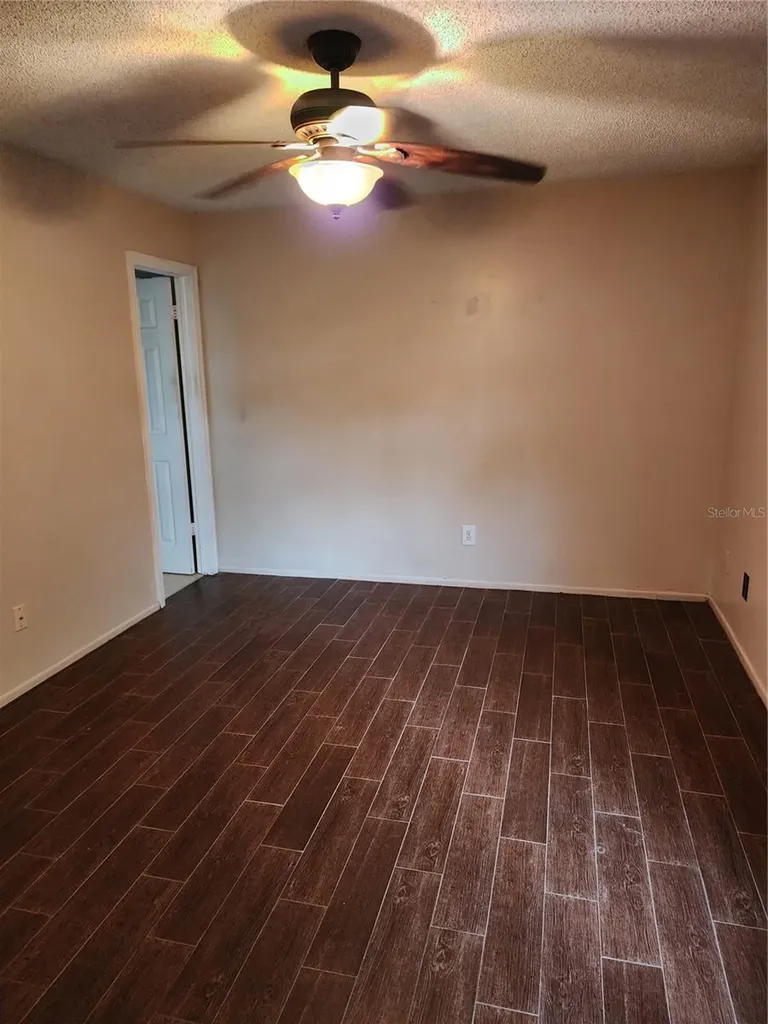 2747 Kavalier Drive Palm Harbor FL 34684