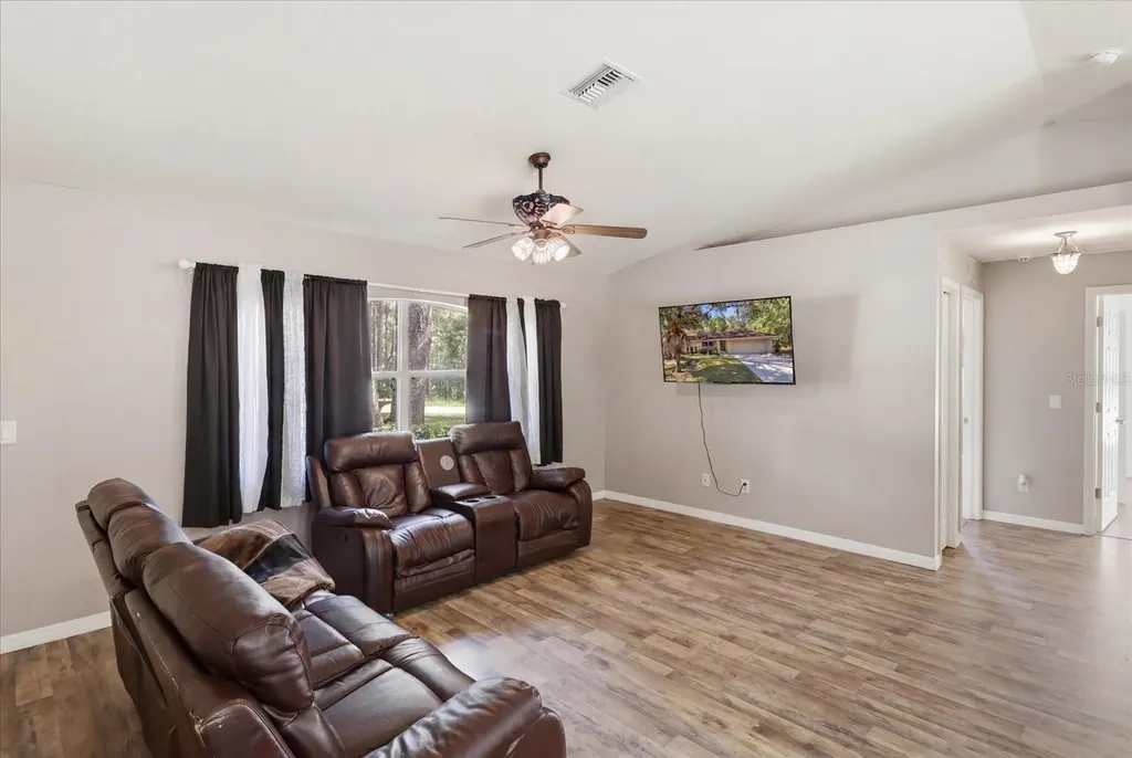 3220 E Rogers Street Inverness FL 34453