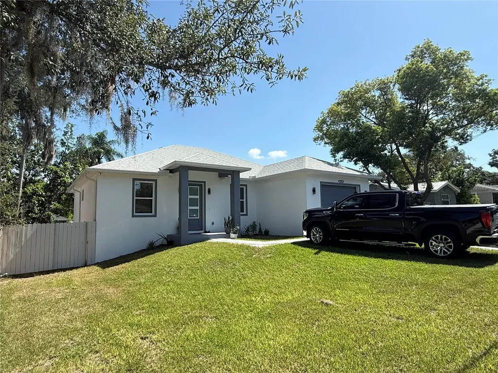 1816 E Yukon Street Tampa FL 33604