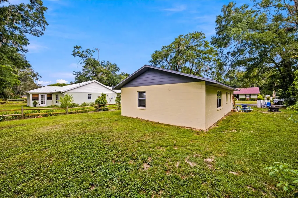 1850 NE 61st Place Ocala FL 34479