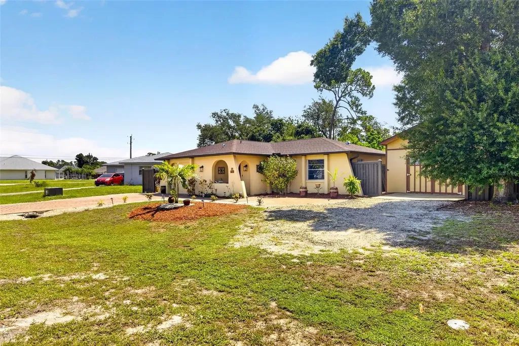 1018 Kensington Street Port Charlotte FL 33952
