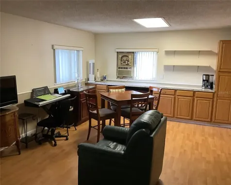 416 Crabtree Avenue Orlando FL 32835