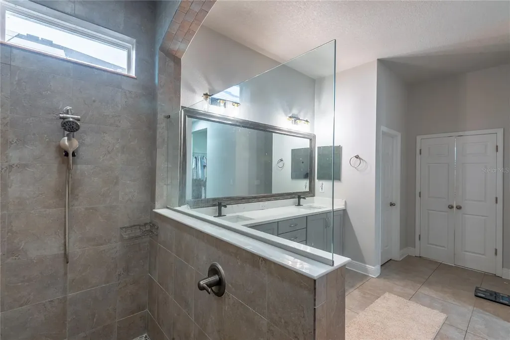 16459 Courtyard Loop Land O Lakes FL 34638