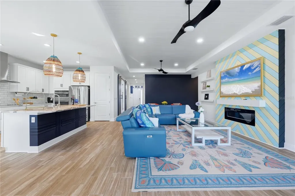 5542 Native Henna Court Sarasota FL 34238
