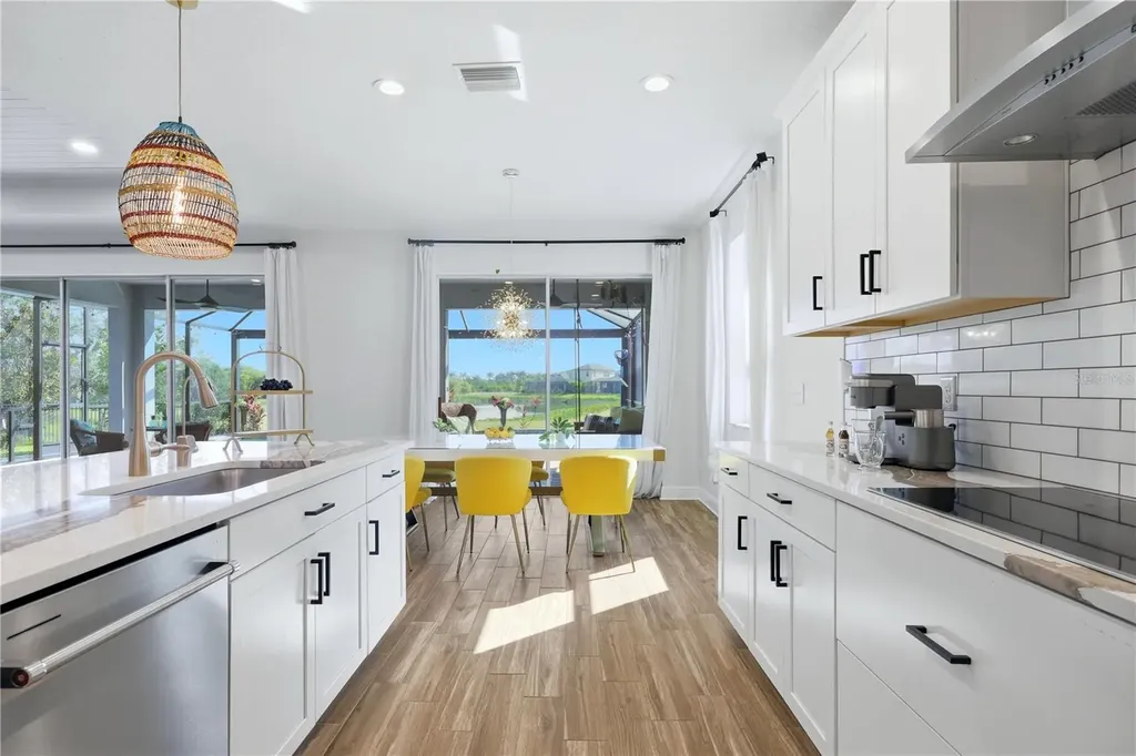 5542 Native Henna Court Sarasota FL 34238