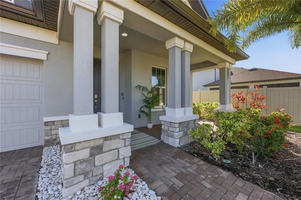 5542 Native Henna Court Sarasota FL 34238