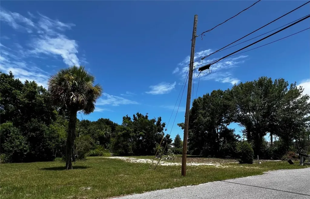 3880 17th Avenue Vero Beach FL 32960