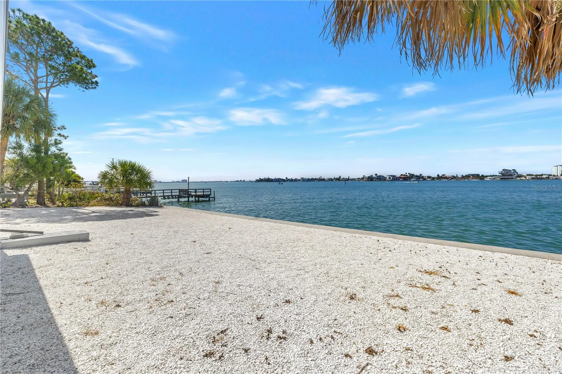 7100 S Shore Drive S St Petersburg FL 33707