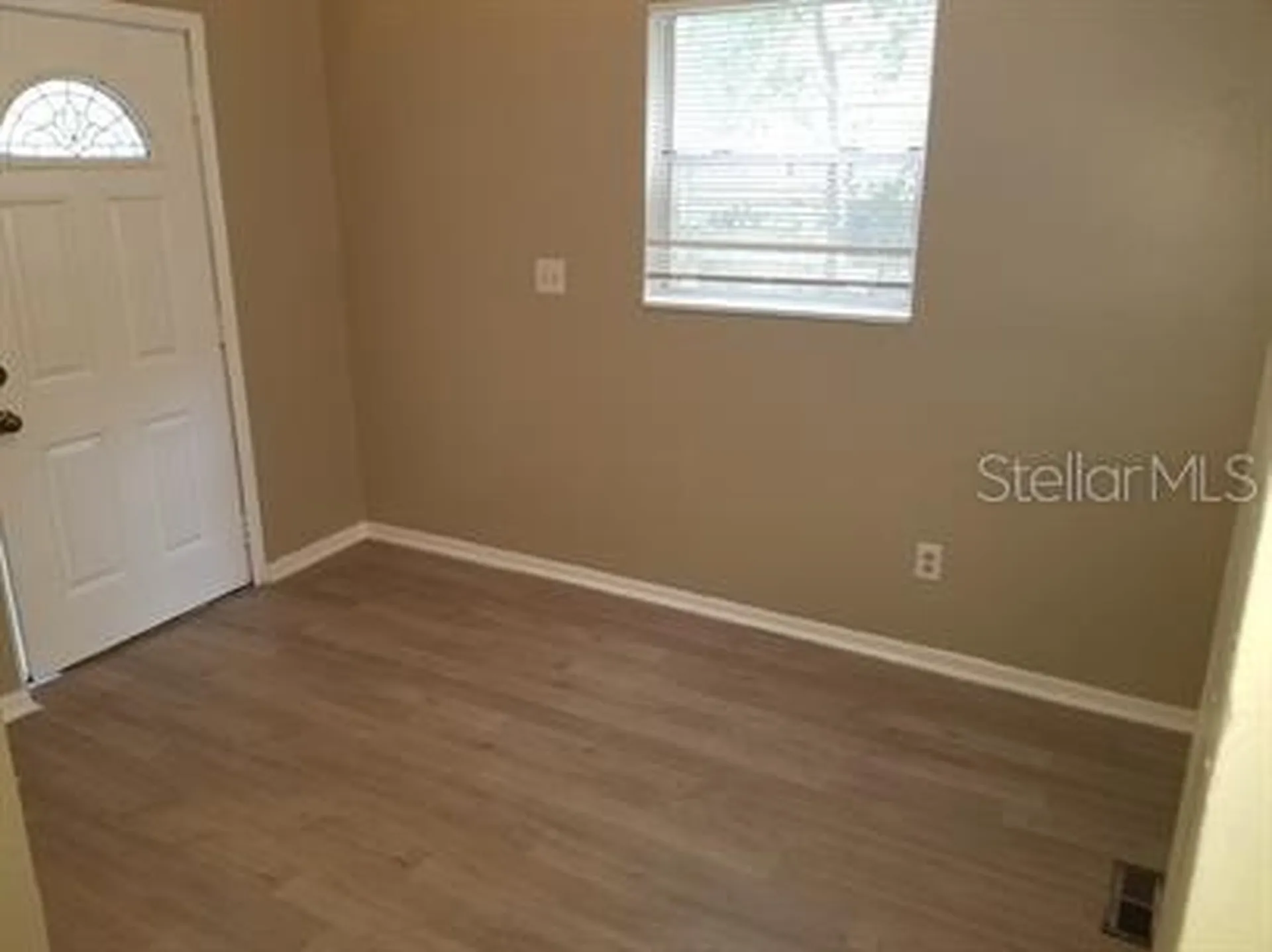 928 9th Avenue S St Petersburg FL 33705