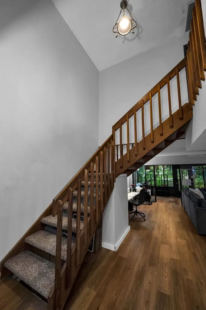 205 Woods Landing Trail Oldsmar FL 34677