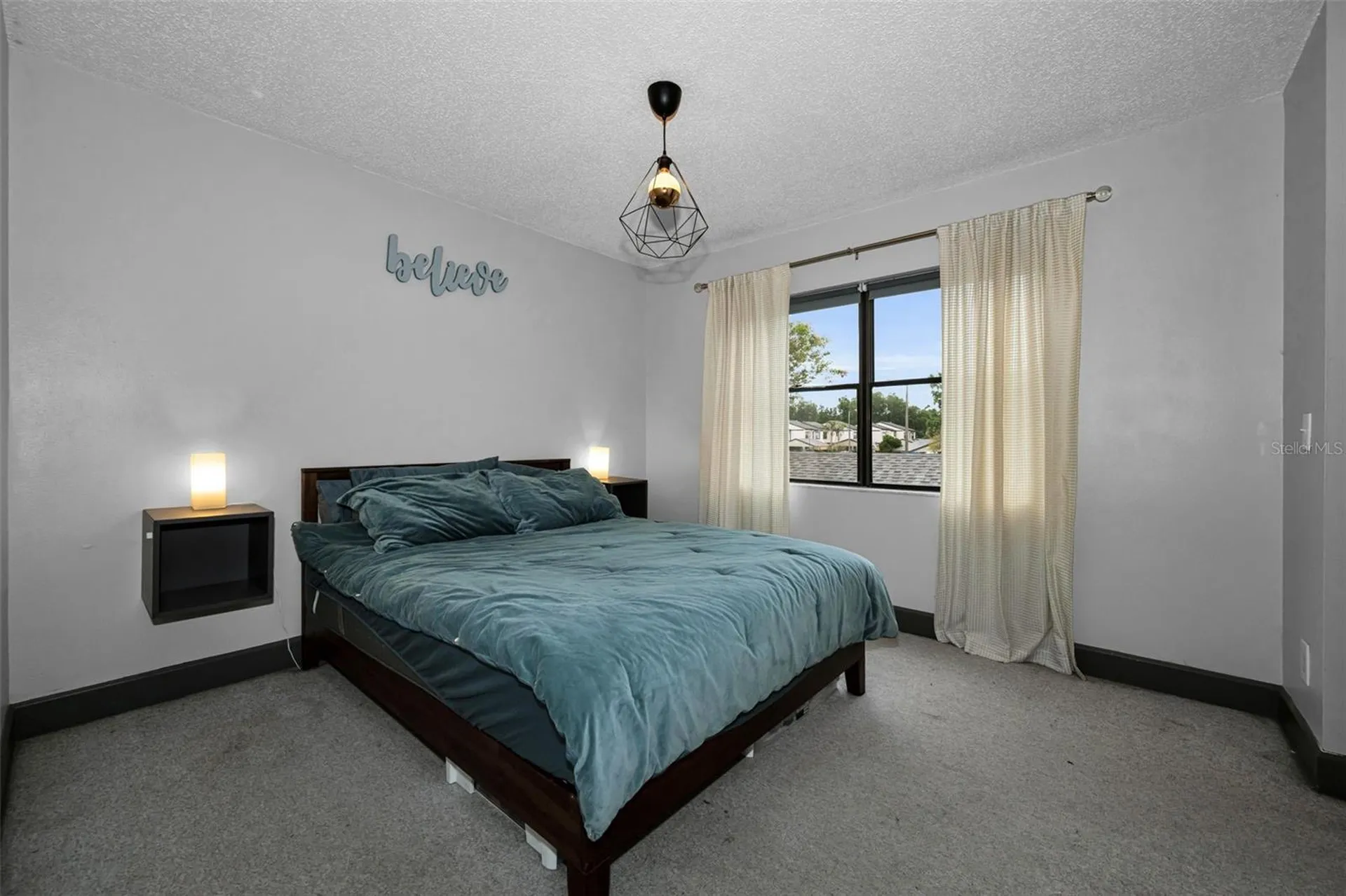 205 Woods Landing Trail Oldsmar FL 34677