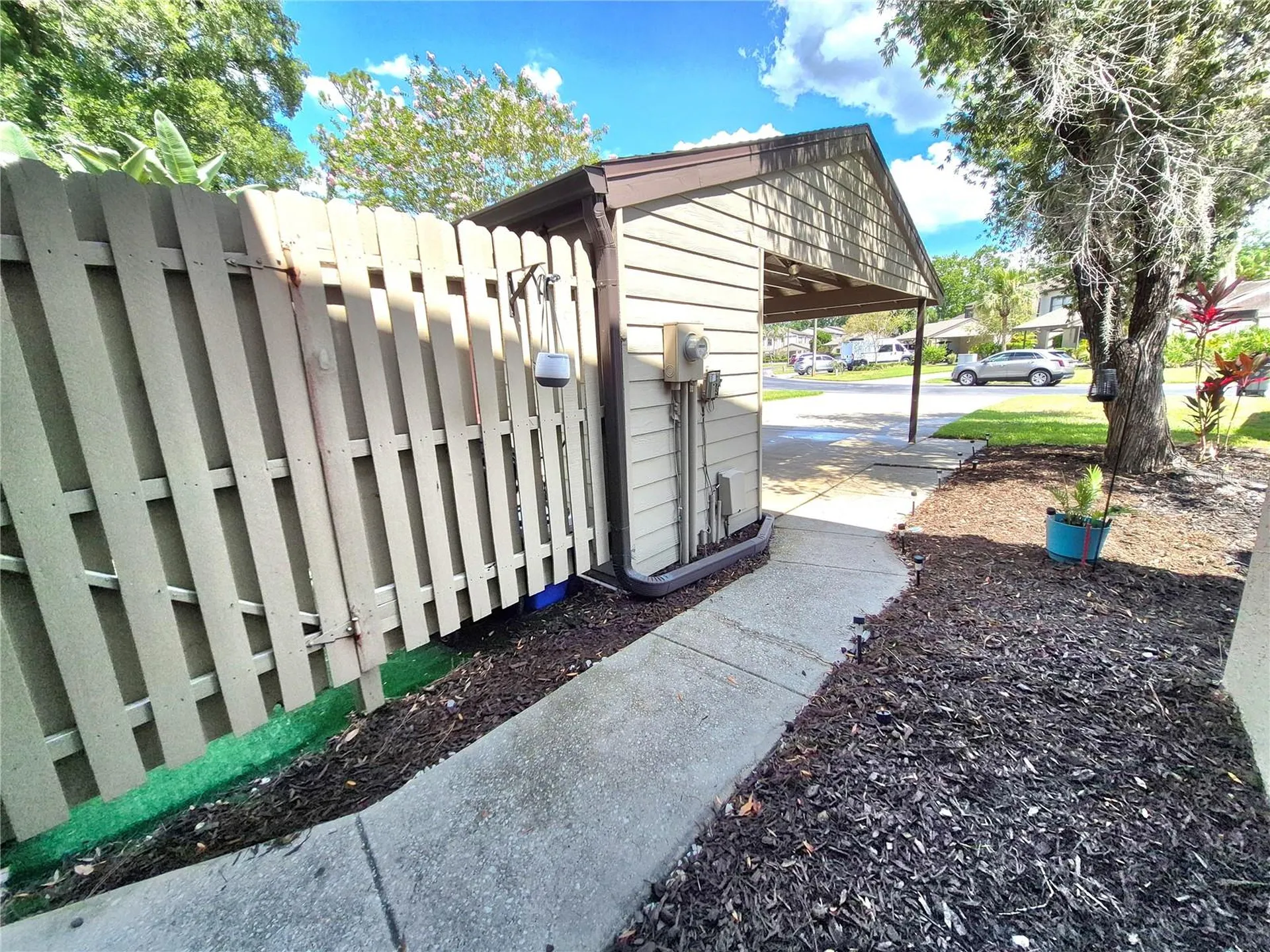 205 Woods Landing Trail Oldsmar FL 34677