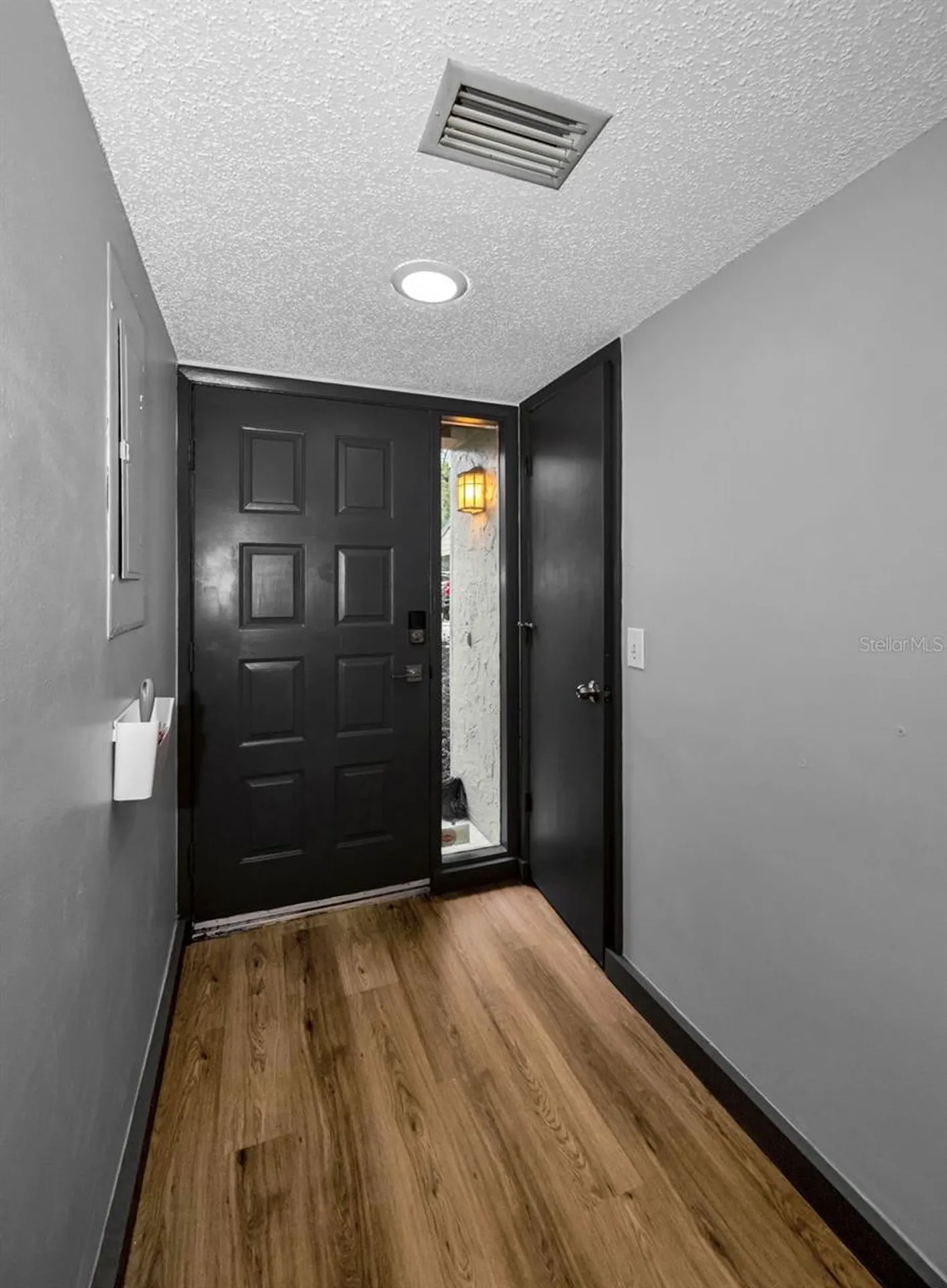 205 Woods Landing Trail Oldsmar FL 34677