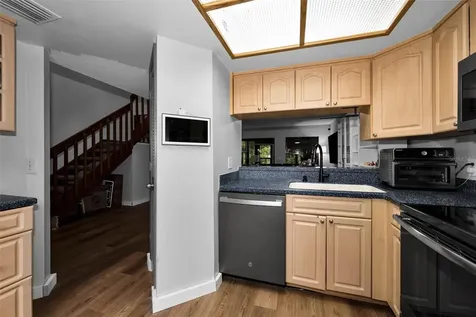 205 Woods Landing Trail Oldsmar FL 34677
