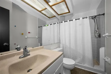 205 Woods Landing Trail Oldsmar FL 34677
