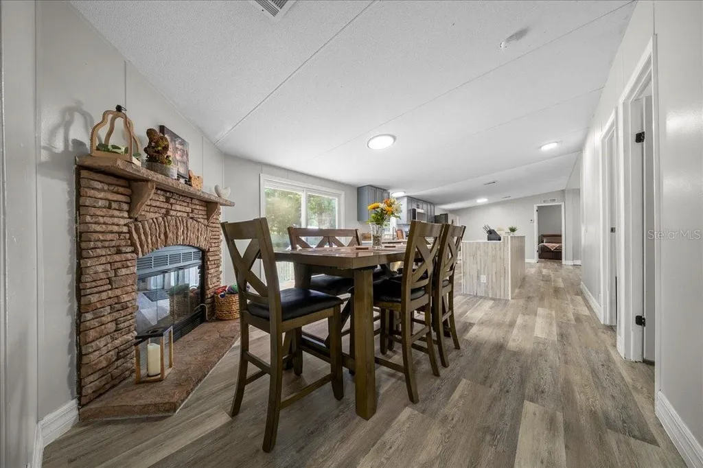 4886 E Highway 316 Citra FL 32113