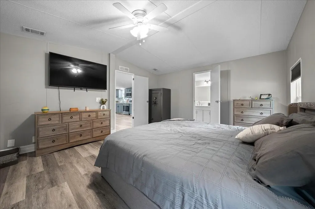4886 E Highway 316 Citra FL 32113