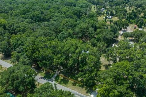 4886 E Highway 316 Citra FL 32113
