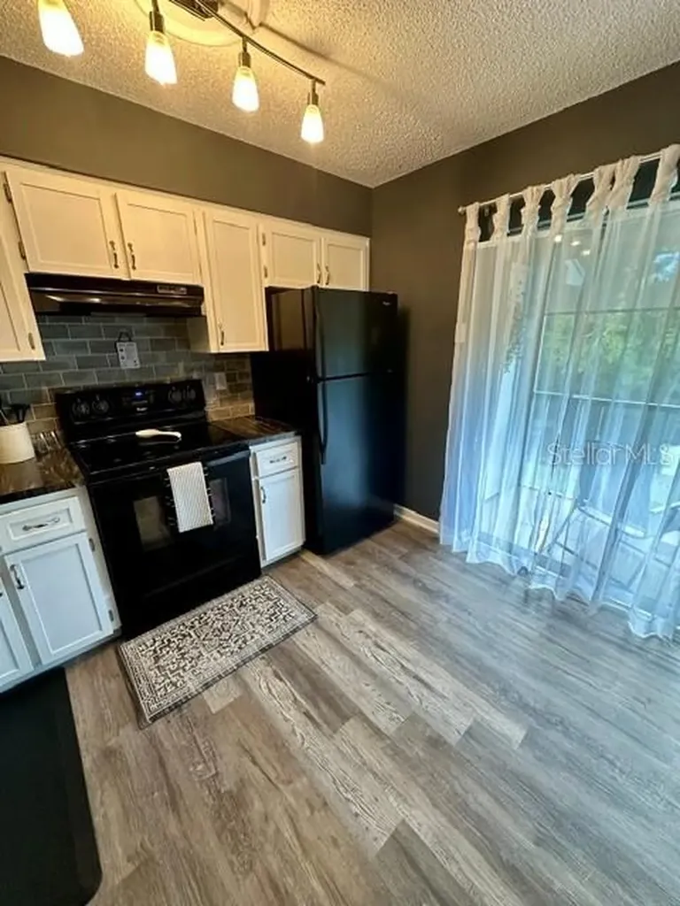 4833 Myrtle Oak Drive New Port Richey FL 34653