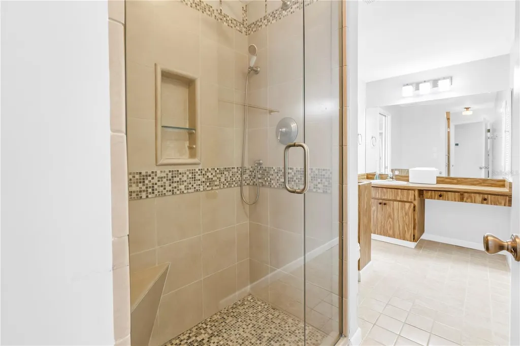 6035 Leeland Street S St Petersburg FL 33715