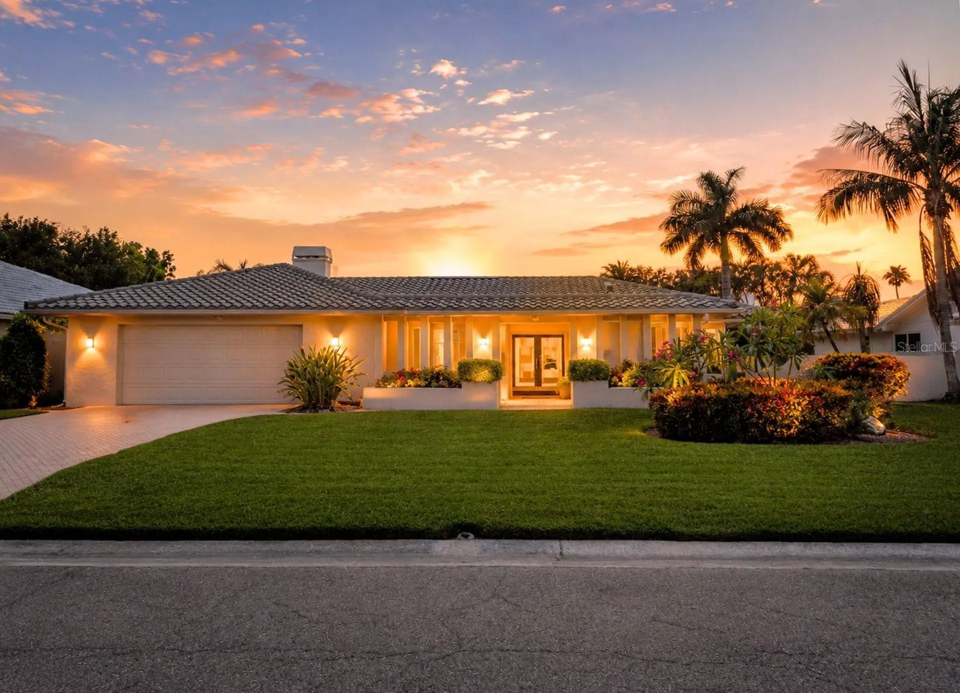 6035 Leeland Street S St Petersburg FL 33715