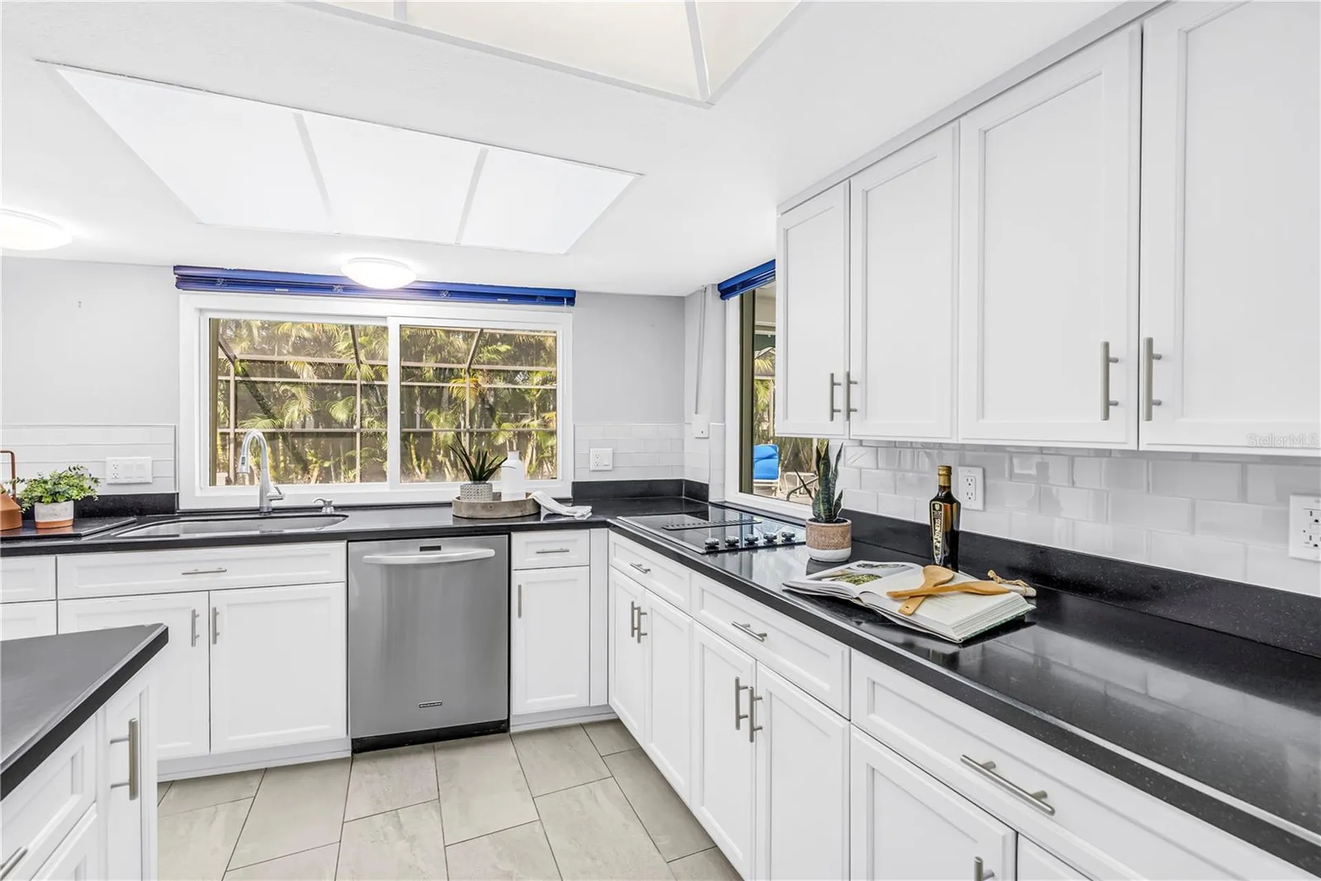 6035 Leeland Street S St Petersburg FL 33715