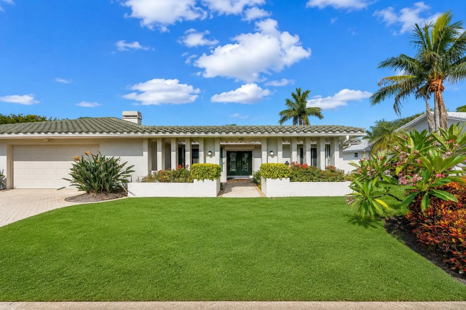 6035 Leeland Street S St Petersburg FL 33715