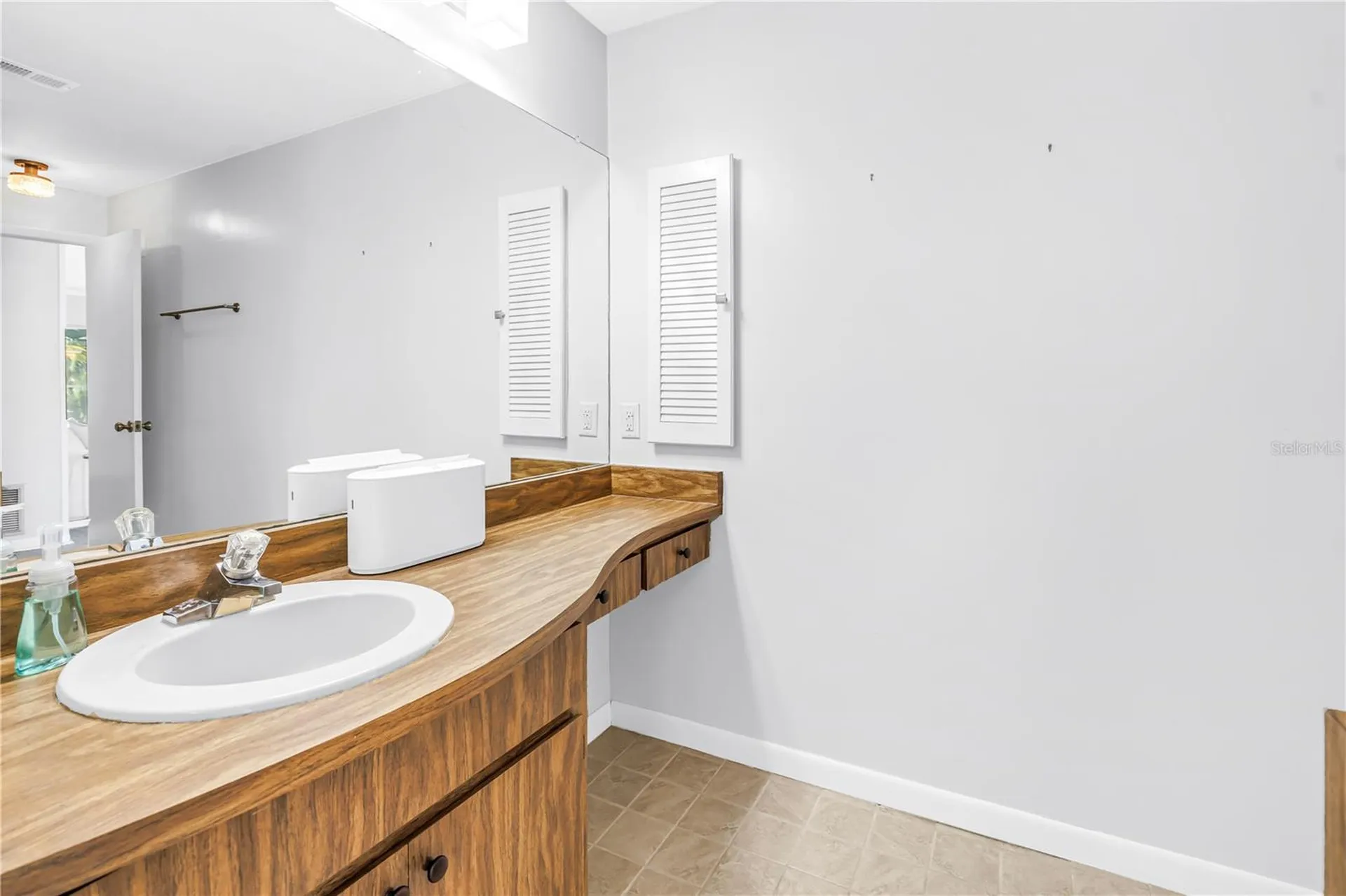 6035 Leeland Street S St Petersburg FL 33715