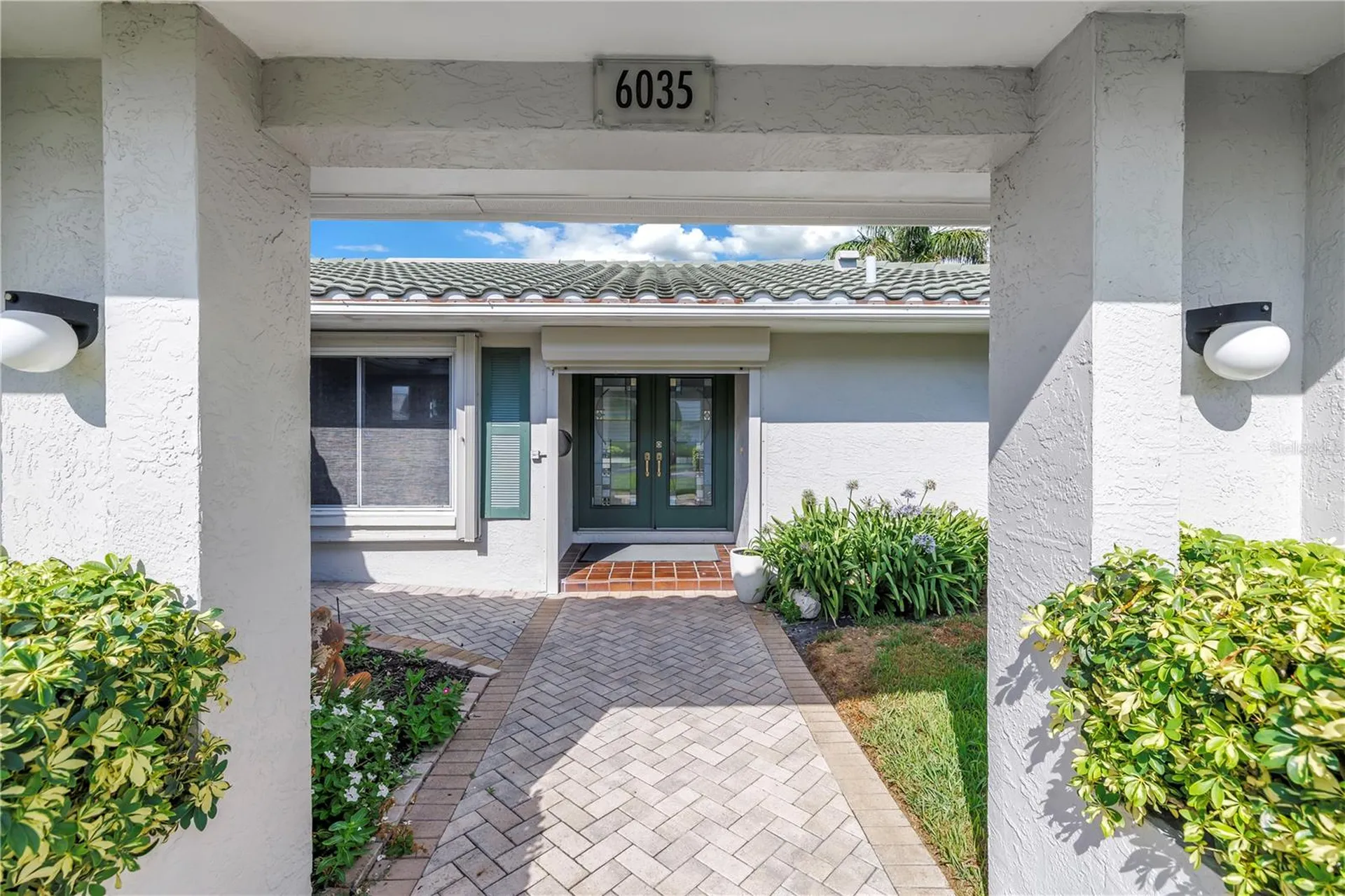 6035 Leeland Street S St Petersburg FL 33715
