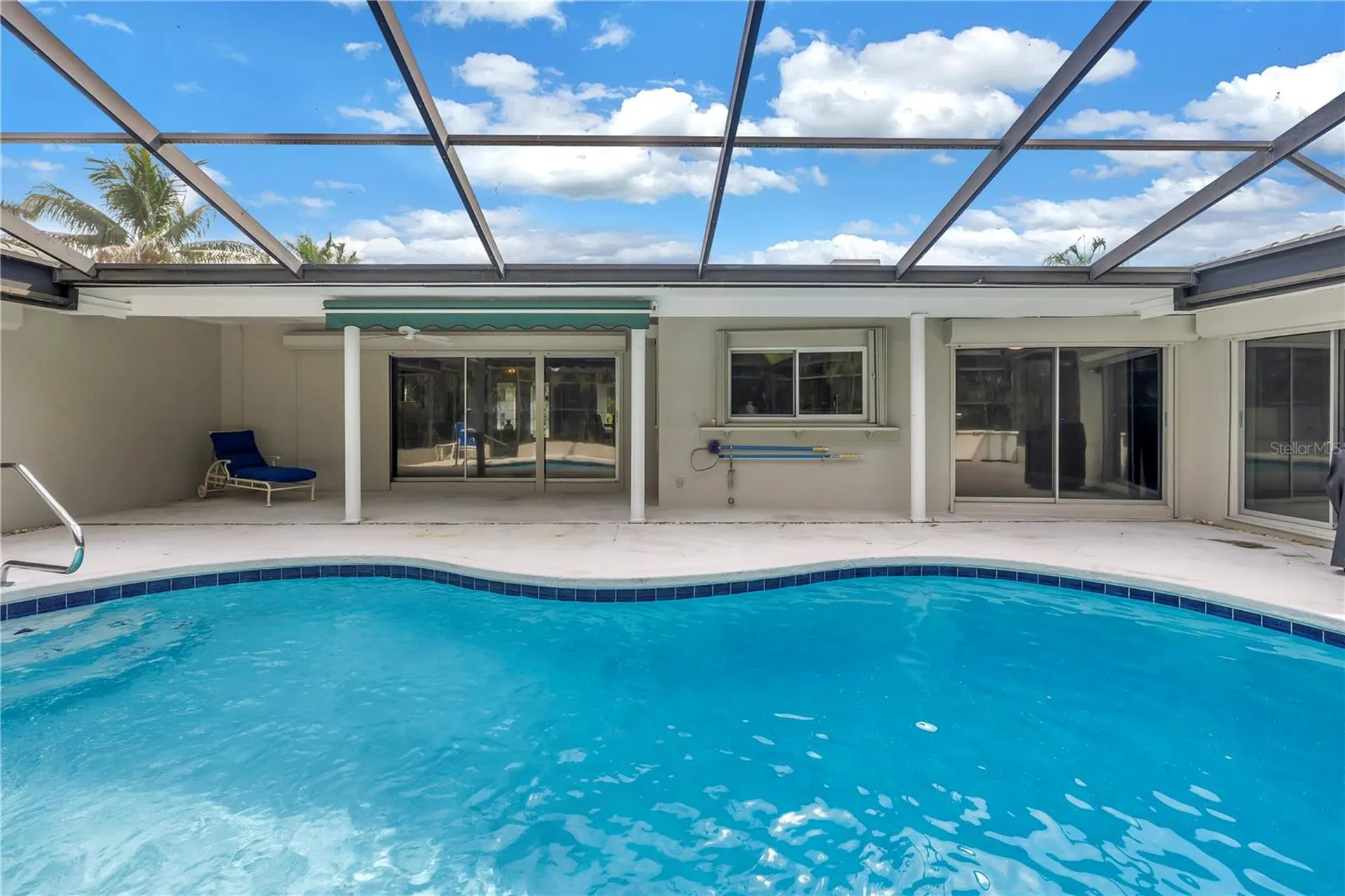 6035 Leeland Street S St Petersburg FL 33715