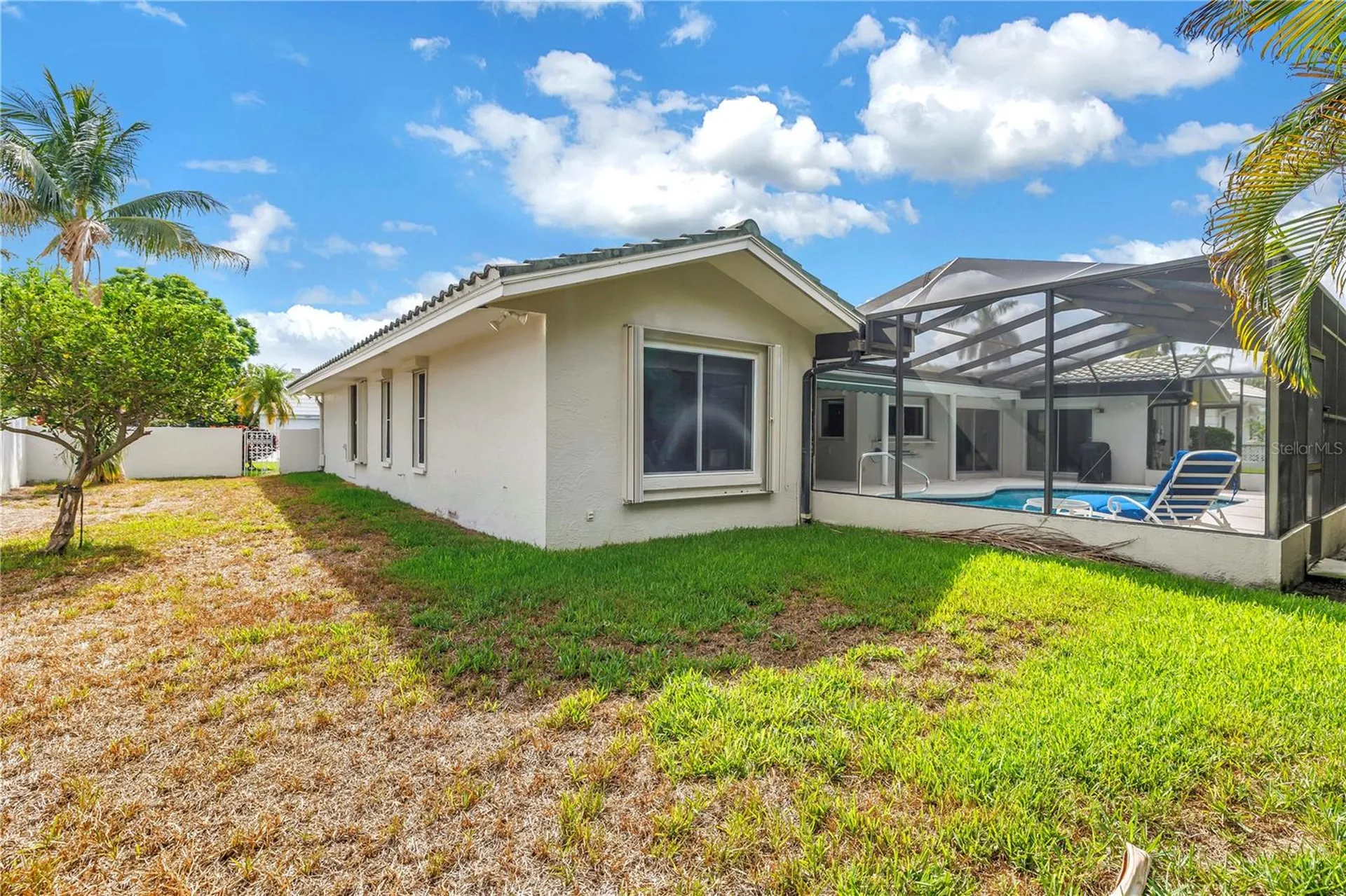 6035 Leeland Street S St Petersburg FL 33715
