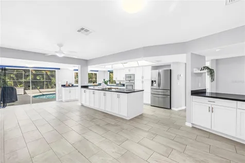 6035 Leeland Street S St Petersburg FL 33715