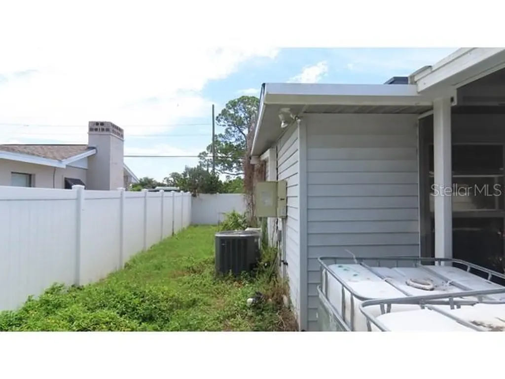 6060 62nd Street N St Petersburg FL 33709