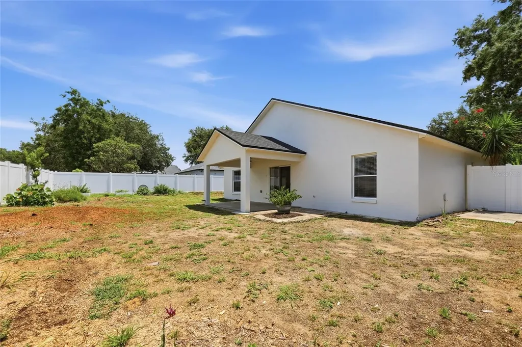 1040 Arbor Hill Circle Minneola FL 34715