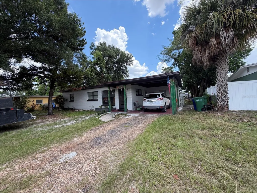 10111 N Ola Avenue Tampa FL 33612