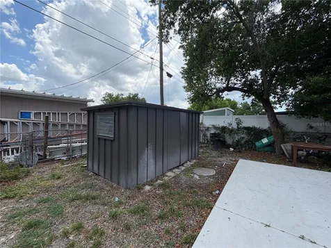 10111 N Ola Avenue Tampa FL 33612