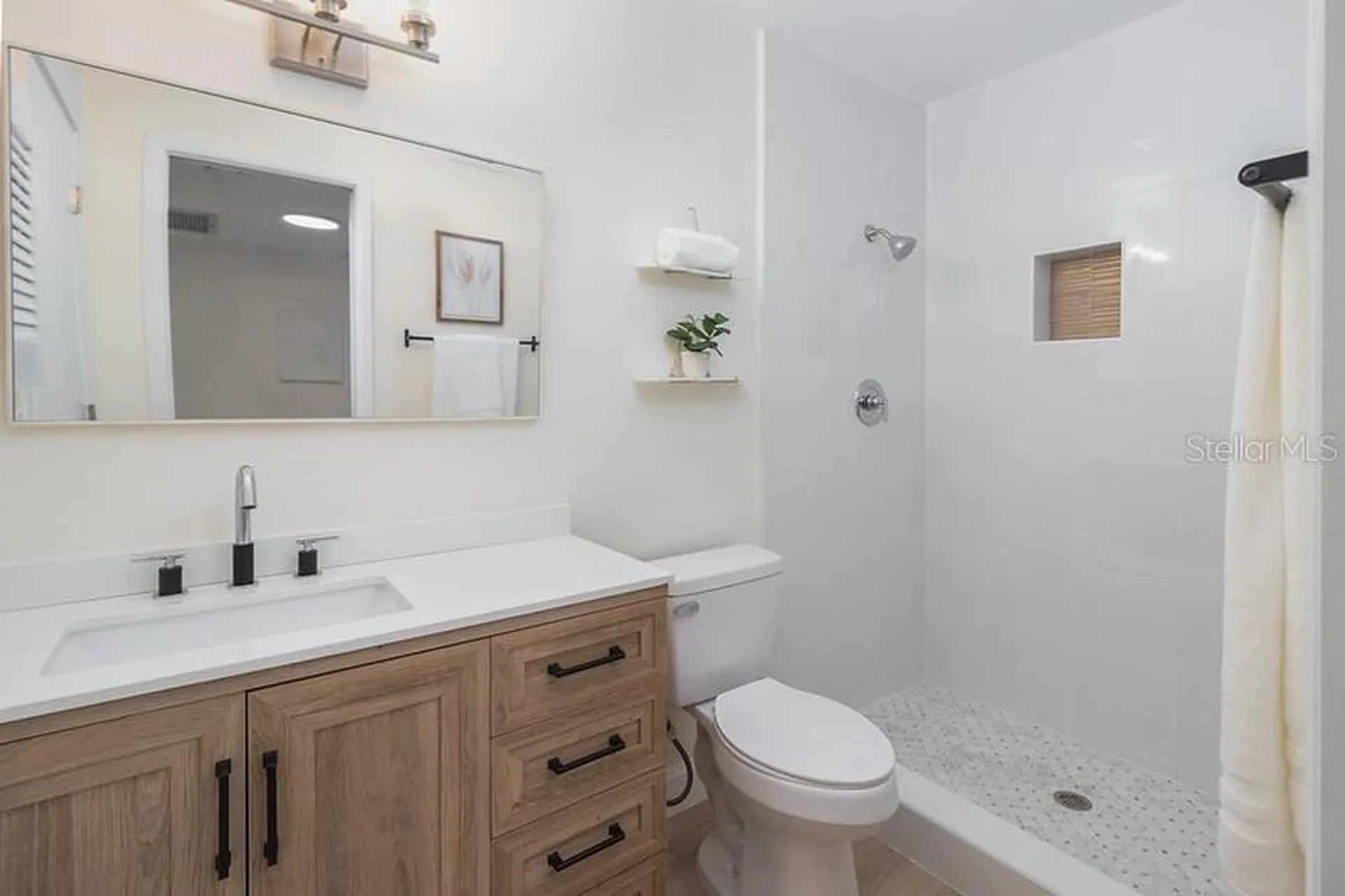 223 Lakewood Drive Bradenton FL 34210