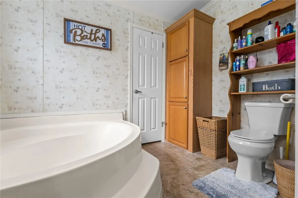6679 NW 27th Place Bell FL 32619