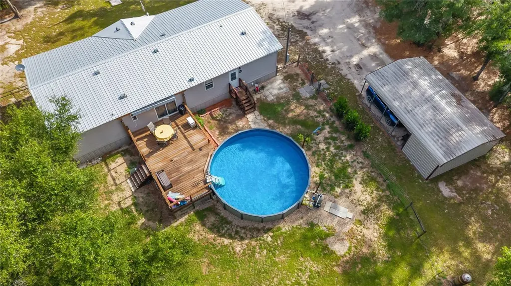 6679 NW 27th Place Bell FL 32619