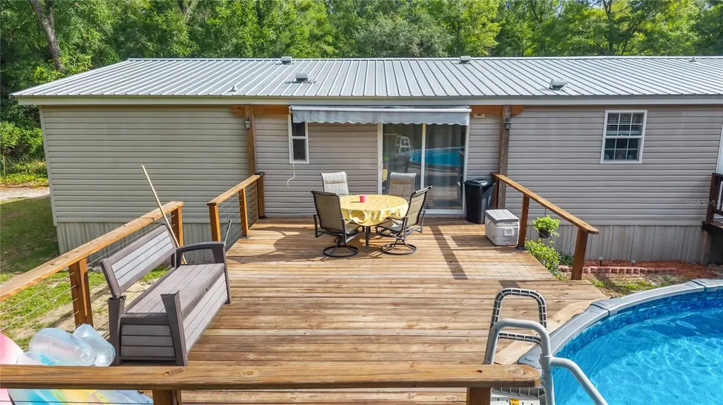 6679 NW 27th Place Bell FL 32619