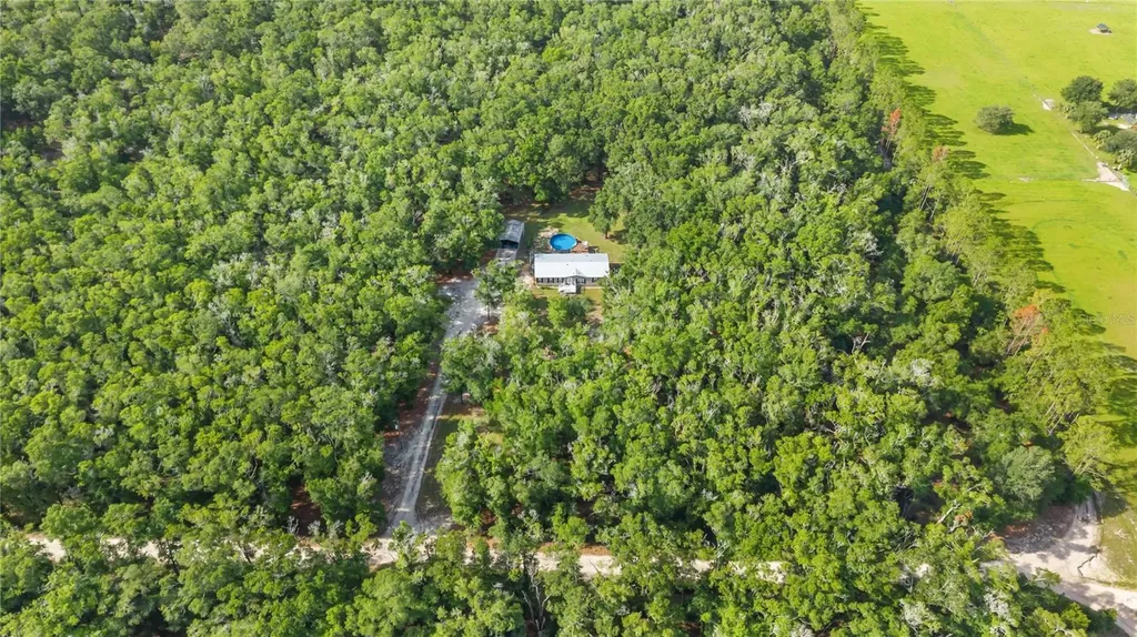 6679 NW 27th Place Bell FL 32619