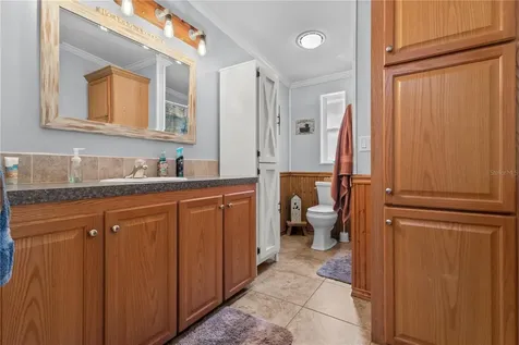 6679 NW 27th Place Bell FL 32619