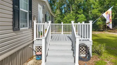 6679 NW 27th Place Bell FL 32619
