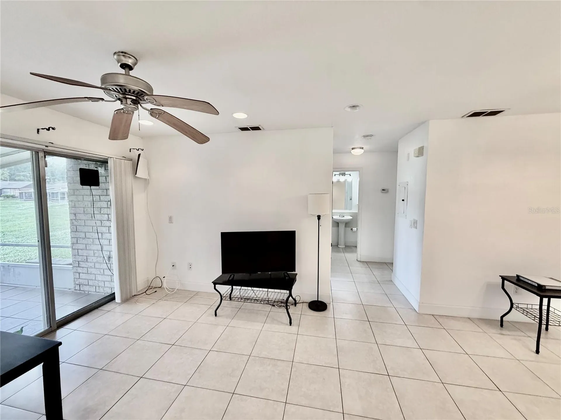 9605 Eastfield Road Thonotosassa FL 33592