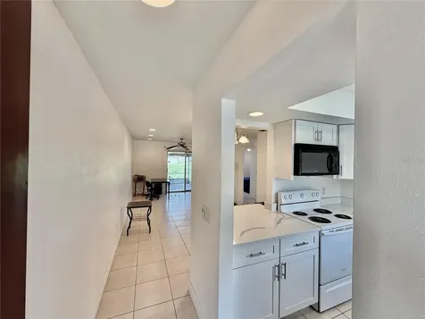 9605 Eastfield Road Thonotosassa FL 33592