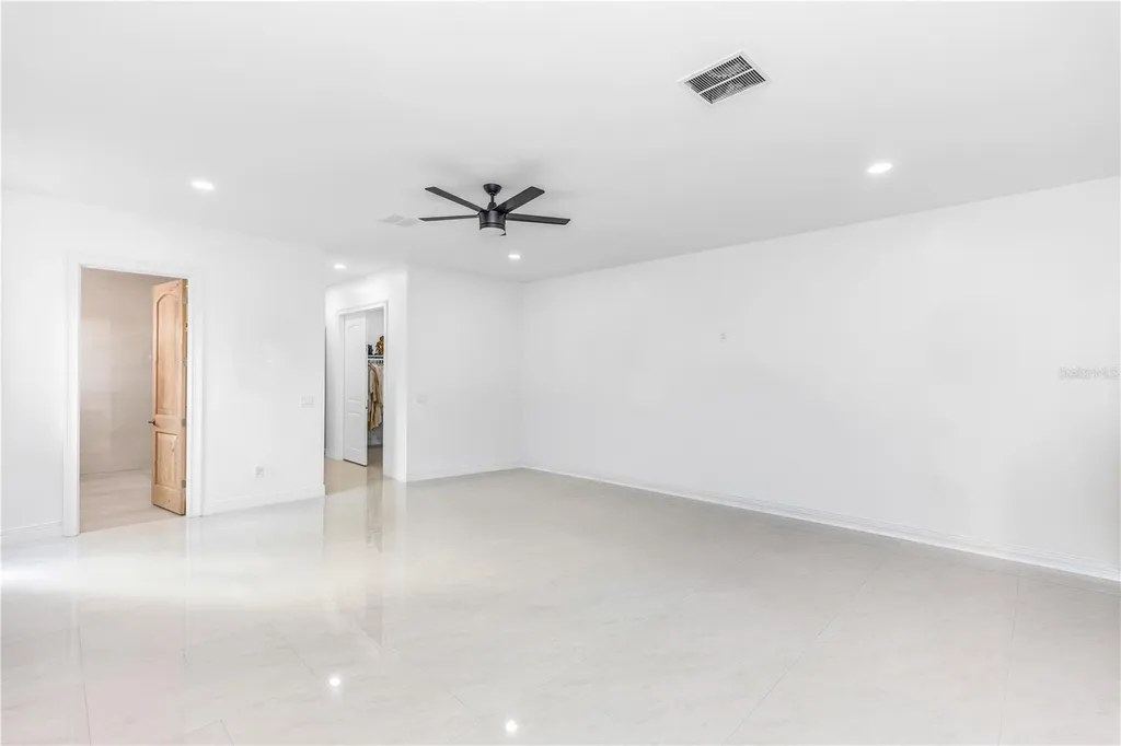 3307 Dallas Boulevard Orlando FL 32833