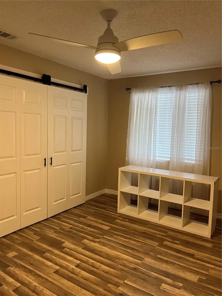 211 Thorn Tree Place Brandon FL 33510