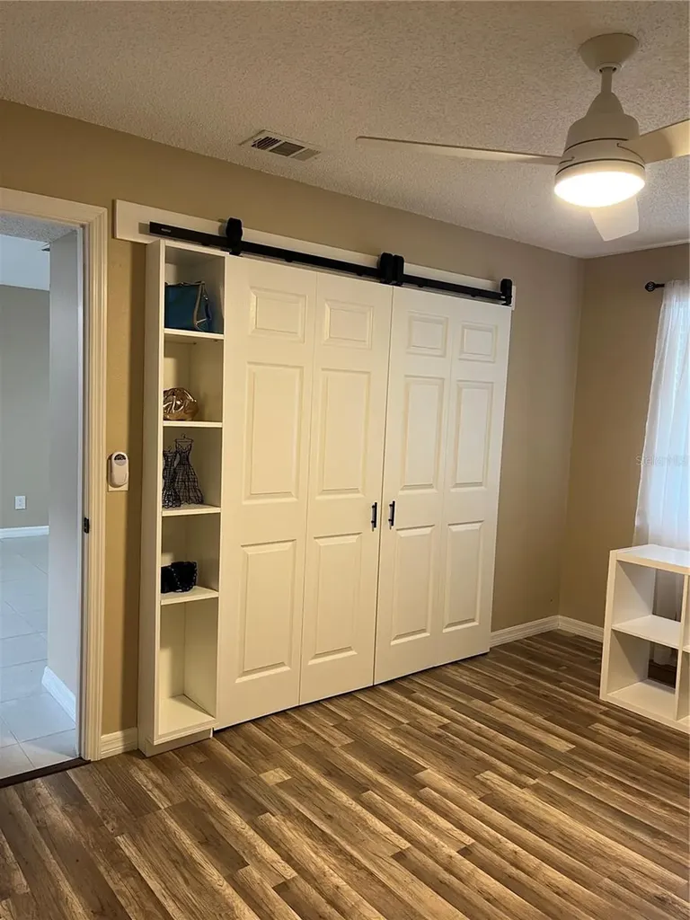 211 Thorn Tree Place Brandon FL 33510