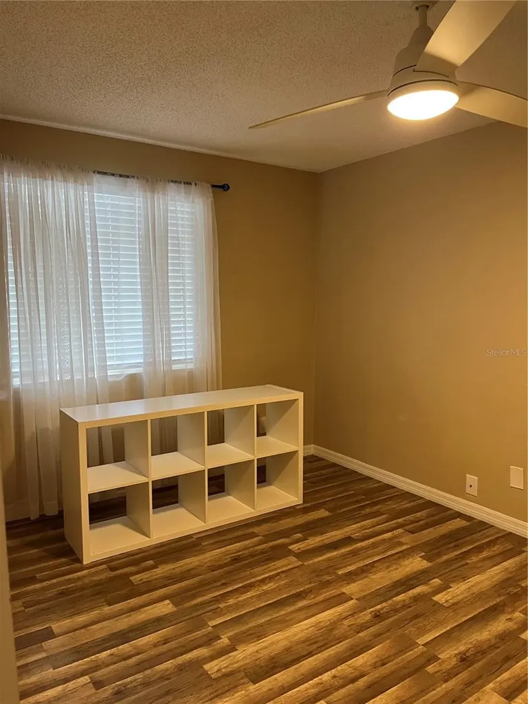 211 Thorn Tree Place Brandon FL 33510
