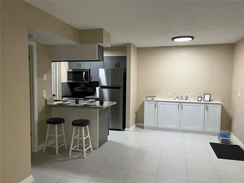 211 Thorn Tree Place Brandon FL 33510